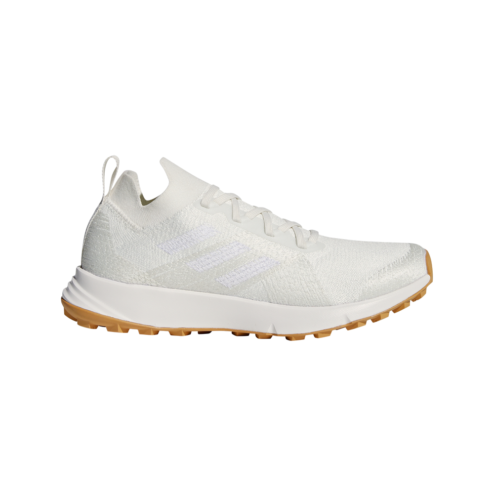 BC0520_FTW_photo_side-lateral-center_white