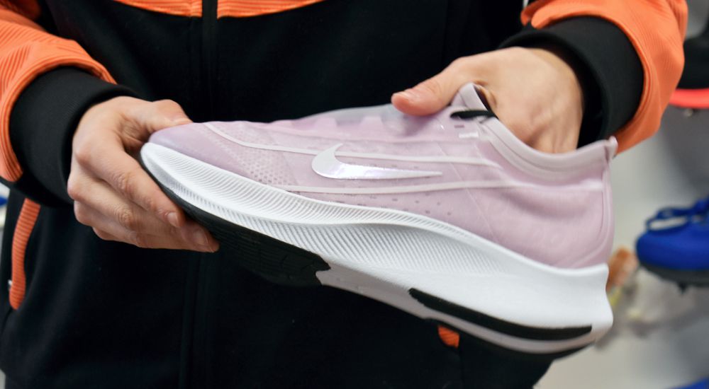 Zapatilla de running para mujer Nike Zoom Fly 3 - AT8241-501 - mediasuela y amortiguación