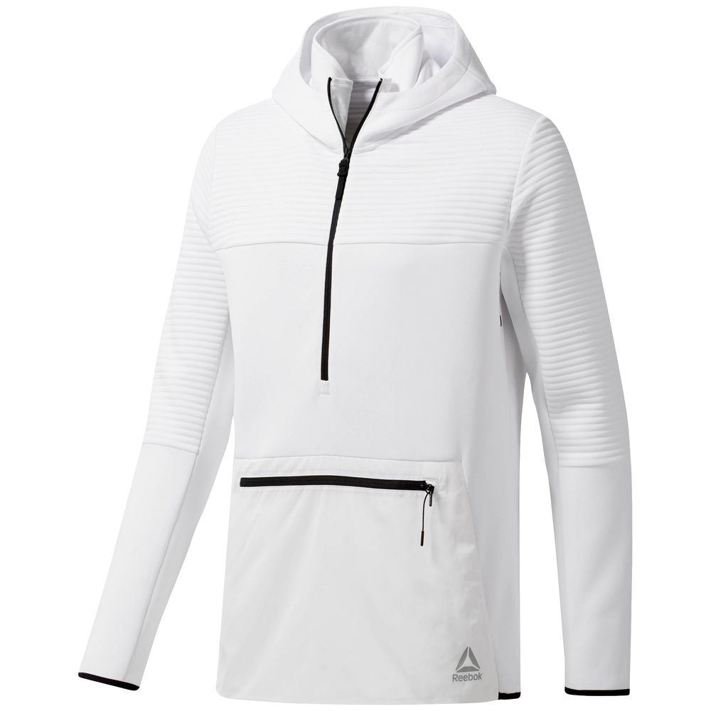 D93752_APP_virtual_standard_white