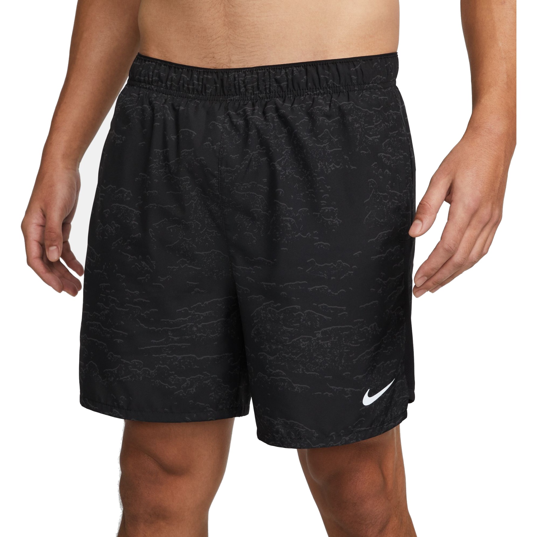 Short-Nike-RunDivision-Negro-Imag1
