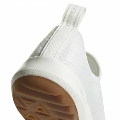 BC0519_FTW_photo_detail-3_white