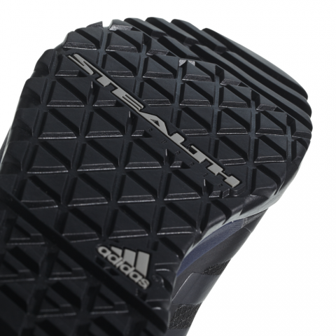 CM7562_FTW_photo_detail-1_white