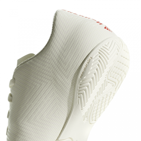 CM8520_FTW_photo_detail-1_white