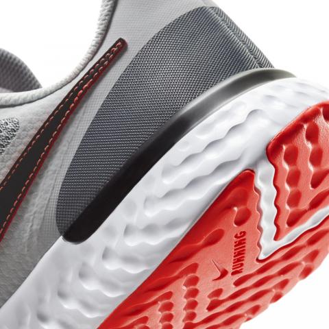 Zapatilla de running - Hombre - Nike Revolution 5 EXT - CZ8591-012 |  ferrersport.com | Tienda online de deportes