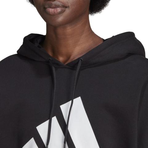 HD1304_7_APPAREL_On Model_Detail View 1_white
