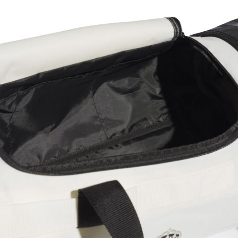 CY5606_HDW_photo_front-inside_white