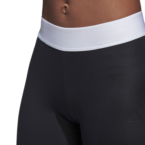 CV7800_APP_on-model_detail-1_white