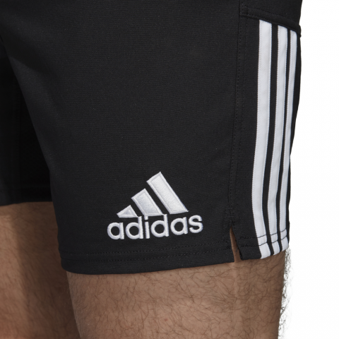 A96673_APP_on-model_detail-1_white