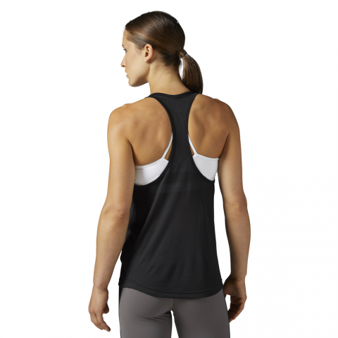 BQ2995_APP_on-model_back_white