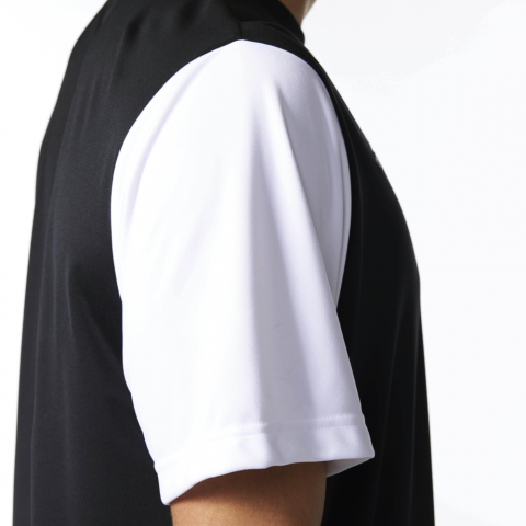 BS5021_APP_on-model_detail-3_white