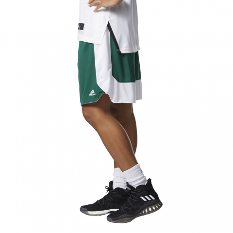 CD8657_APP_on-model_side_white