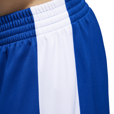 CD8684_APP_on-model_detail-2_white