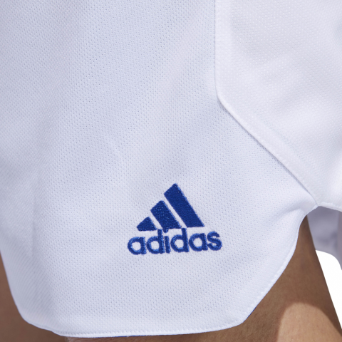 CD8684_APP_on-model_detail-3_white