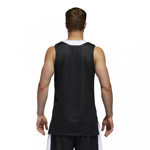 CD8699_APP_on-model_back_white