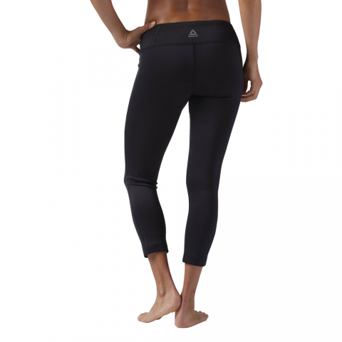 CE1232_APP_on-model_back_white