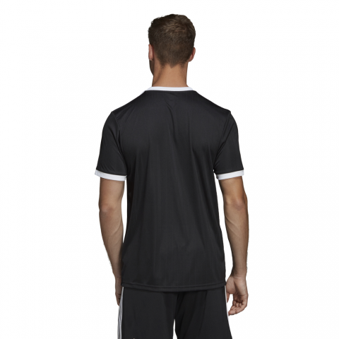 CE8934_APP_on-model_back_white