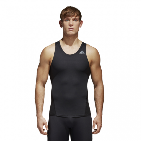 CF7219_APP_on-model_standard_white