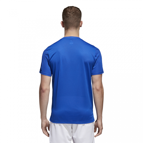 CG0352_APP_on-model_back_white