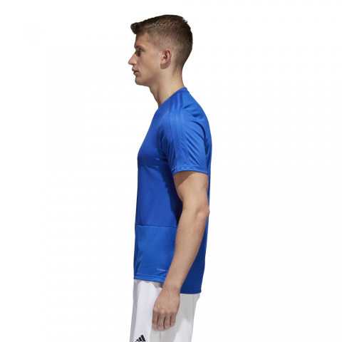 CG0352_APP_on-model_side_white