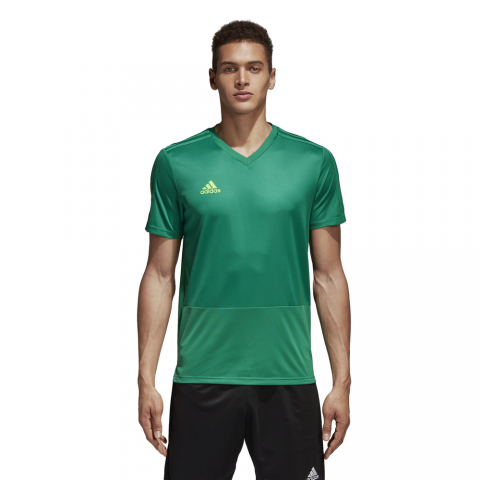 CG0358_APP_on-model_standard_white