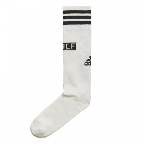 CG0538_APP_photo_front-detail_white