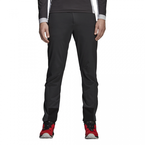 CG2474_APP_on-model_standard_white