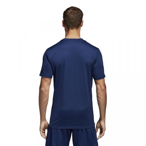 CV3450_APP_on-model_back_white