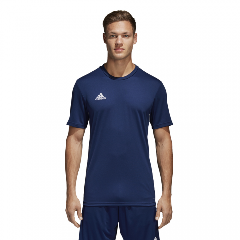 CV3450_APP_on-model_standard_white