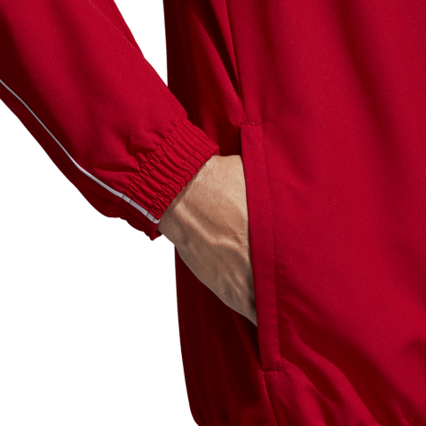 CV3686_APP_on-model_detail-2_white