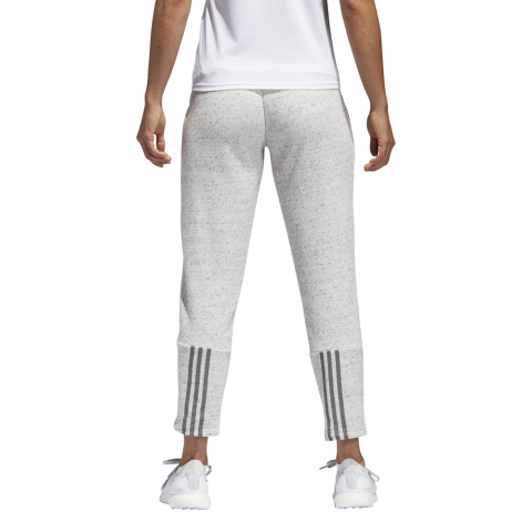 CW2250_APP_on-model_back_white