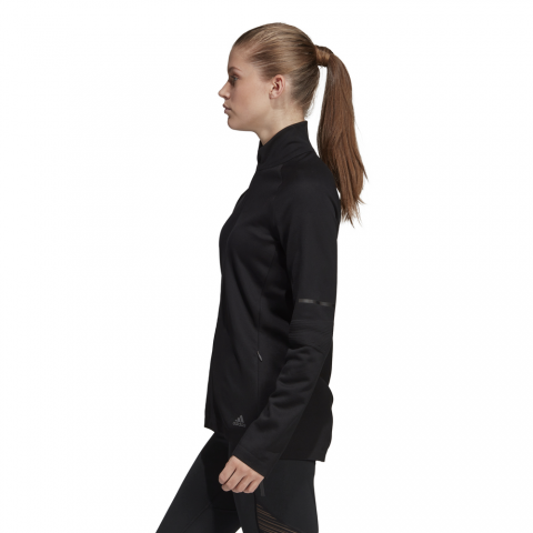 CZ2257_APP_on-model_side_white