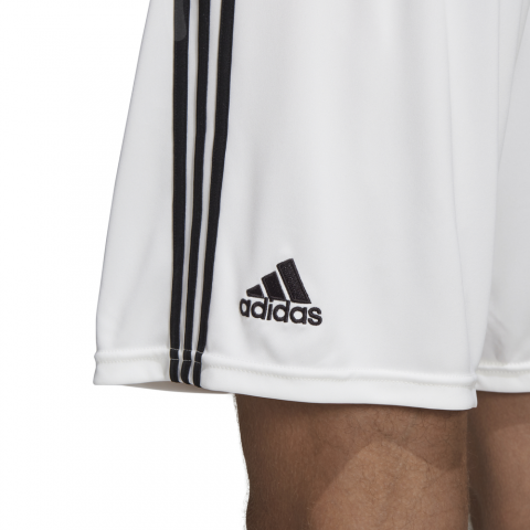 DH3371_APP_on-model_detail-2_white