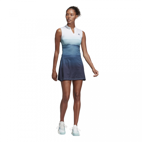 DP0267_APP_on-model_standard_white
