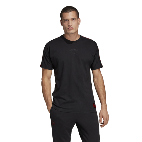 DP2325_APP_on-model_standard_white