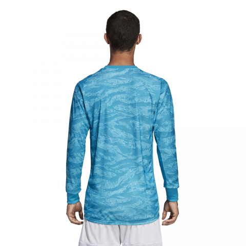 DP3139_APP_on-model_back_white