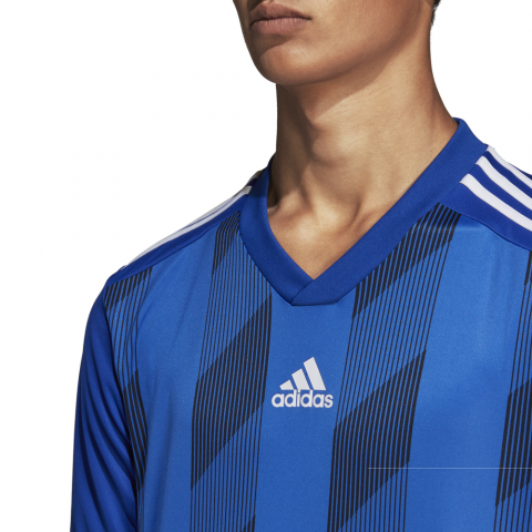 Adidas dp3200 2025