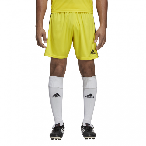 DP3249_APP_on-model_standard_white