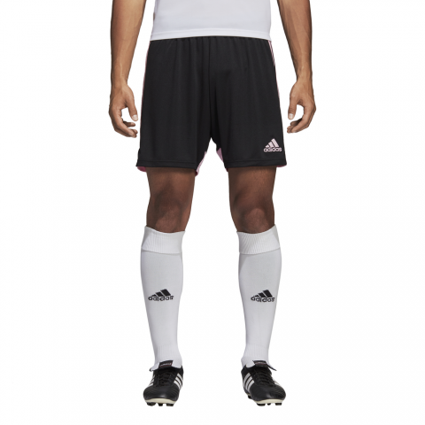 DP3250_APP_on-model_standard_white