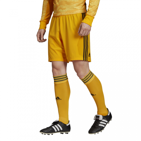DP5369_APP_on-model_standard_white