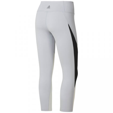 DP5623_APP_virtual_back_white