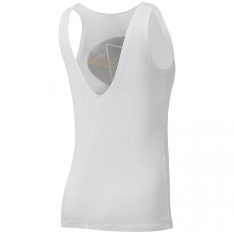 DP5845_APP_virtual_back_white