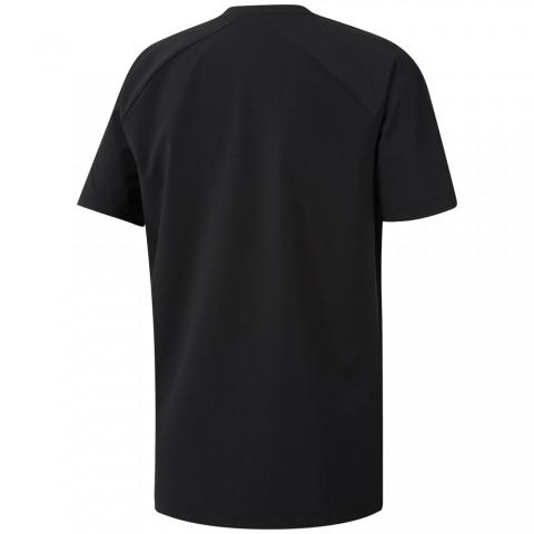 DP6120_APP_virtual_back_white