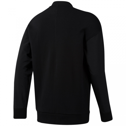 DP6135_APP_virtual_back_white