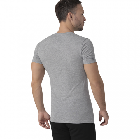 DP6220_APP_on-model_back_white