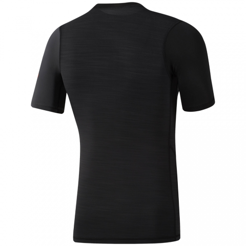 DP6561_APP_virtual_back_white