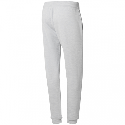 DP6664_APP_virtual_back_white