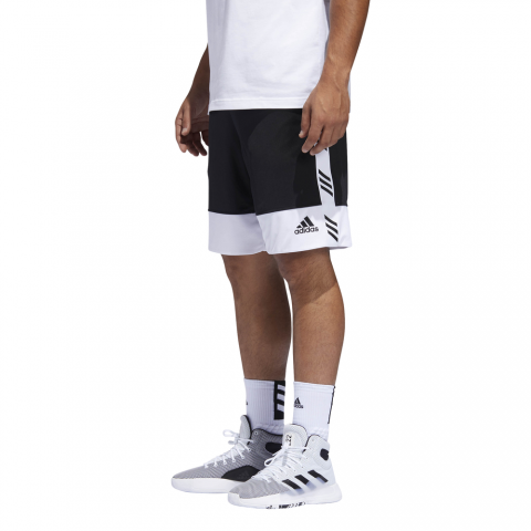 DQ0918_APP_on-model_side_white