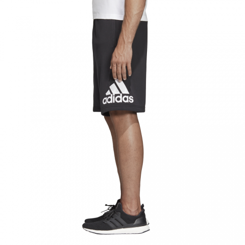 DQ1446_APP_on-model_side_white