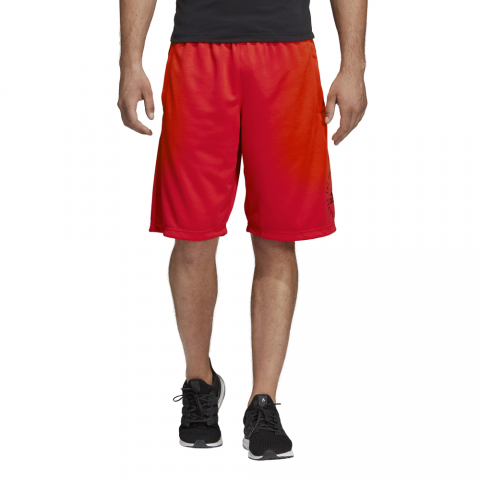 DQ1474_APP_on-model_standard_white