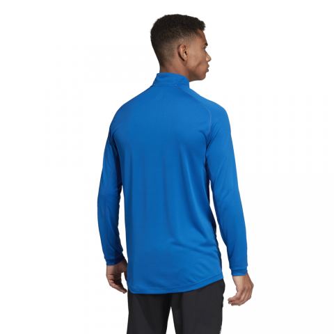 DQ1503_APP_on-model_back_white